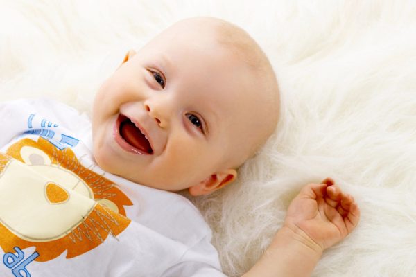 Garde de bébé à domicile : Tout ce qu'il faut savoir